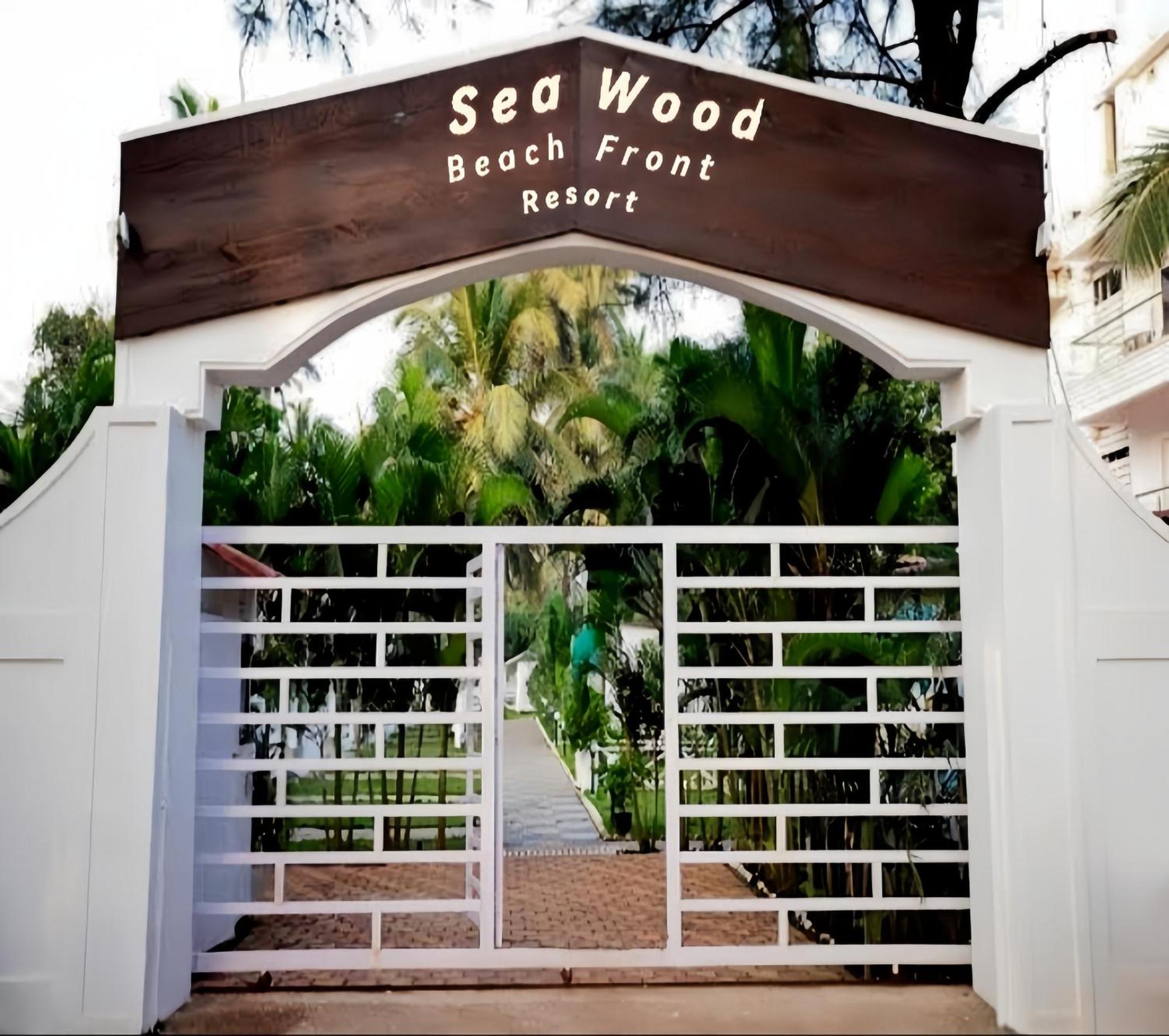 Seabliss Cottages Morjim Exterior photo